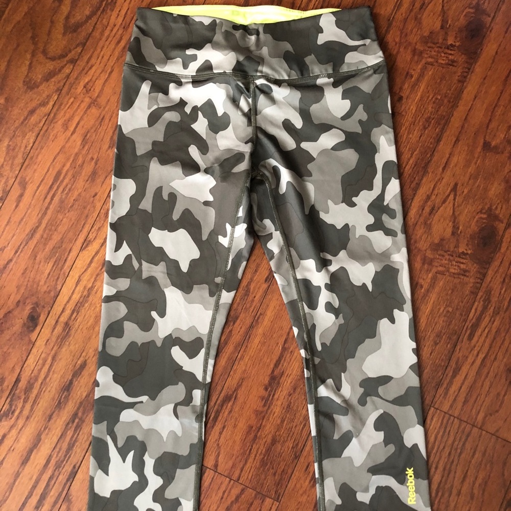 Women’s Reebok Crop Leggings